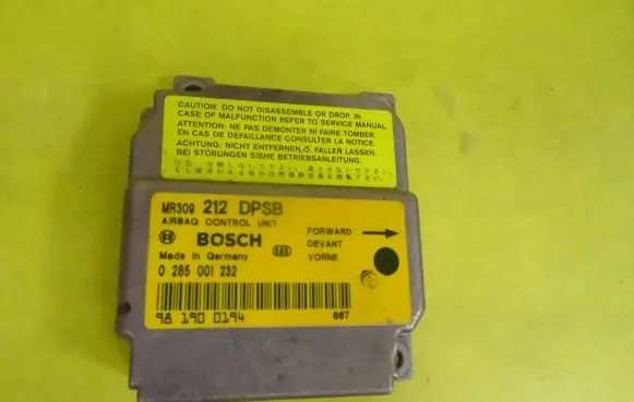 Mitsubishi Carisma Airbag control unit/module 0285001232