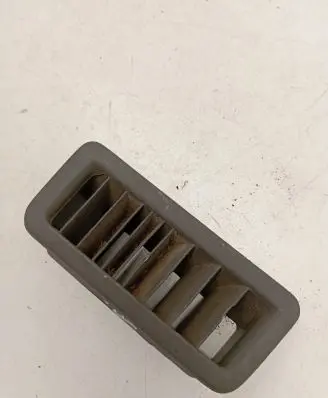 Volkswagen Transporter - Caravelle T4 Dash center air vent grill 701819071