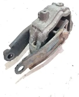 Volvo XC60 Engine mount bracket 30748173 6G926P082LB
