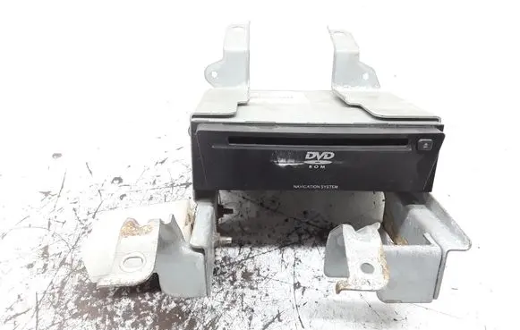 Nissan Almera Tino CD/DVD changer 28330BN800