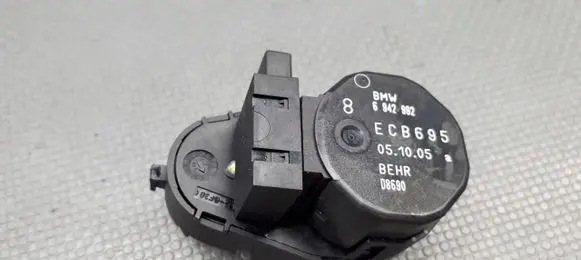 BMW 5 E60 E61 A/C air flow flap actuator/motor 6942992