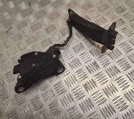 Honda Civic Accelerator throttle pedal JM05A
