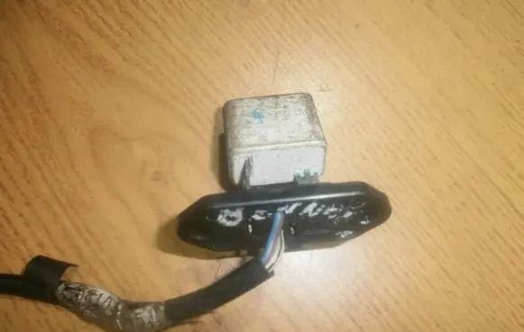 Hyundai Lantra I Heater blower motor/fan resistor