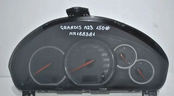 Mitsubishi Grandis Speedometer (instrument cluster) MN188381