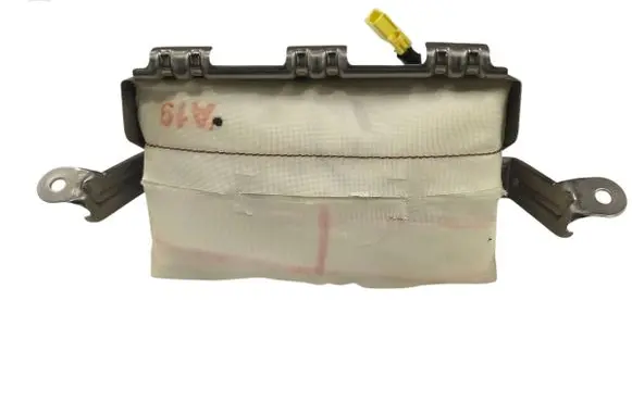 Toyota Highlander XU50 Passenger airbag TG10B01002