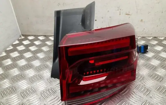 Citroen C5 Aircross Rear/tail lights 9845247280