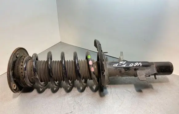 Volvo V60 Front shock absorber/damper 77976
