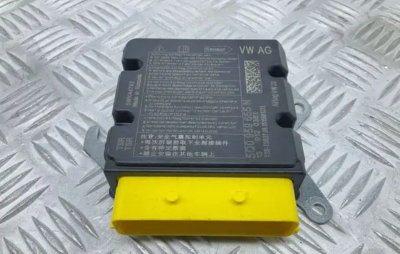 Audi A3 S3 8V Airbag control unit/module 5Q0959655N