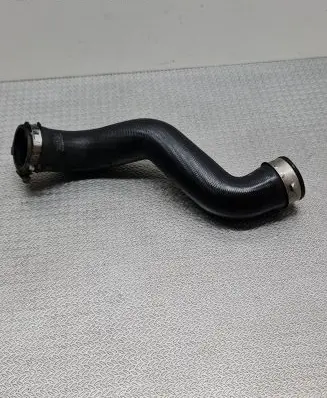 Audi A4 S4 B7 8E 8H Intercooler hose/pipe 8E0145737F PXO112511