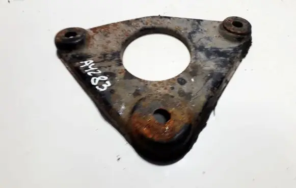 Opel Insignia A Engine mounting bracket