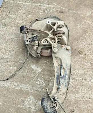 Volkswagen PASSAT B7 Rear upper control arm/wishbone 3C0971047