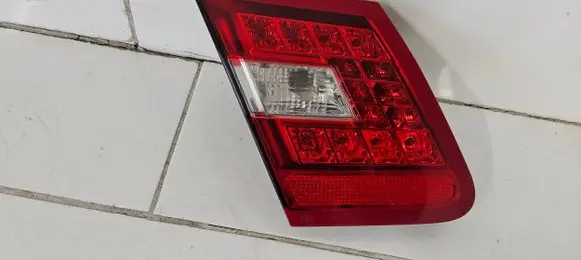 Mercedes-Benz E W212 Tailgate rear/tail lights A2129060158 483521