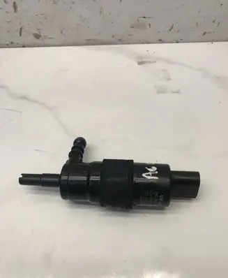Audi A6 S6 C6 4F Headlight washer pump 3B7955681 001016V