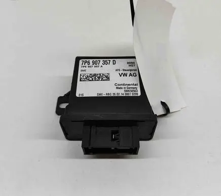 Volkswagen Golf VII Light module LCM 7P6907357A 5WK50563