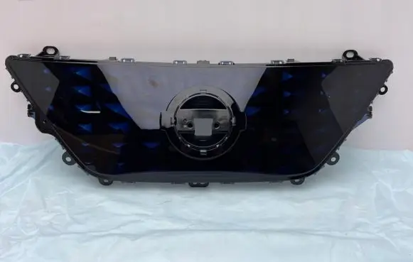 Nissan Leaf II (ZE1) Front bumper upper radiator grill 62072-5SK0D