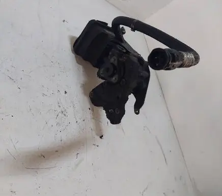 BMW 5 E60 E61 Power steering pump 7693974