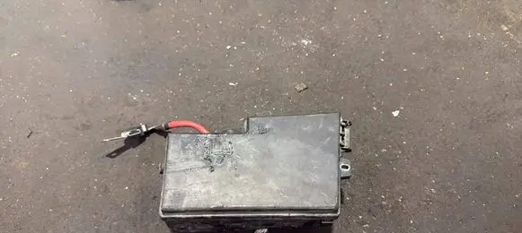 Volvo V50 Fuse box set 8688040 518818000