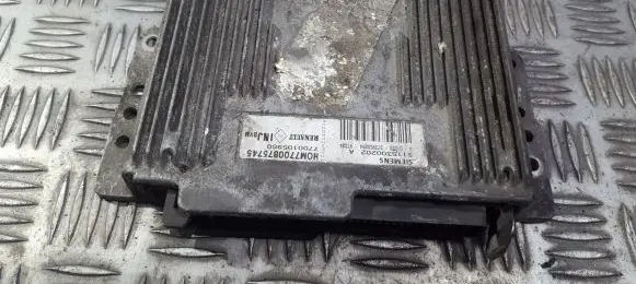 Renault Scenic I Engine control unit/module hom7700875745