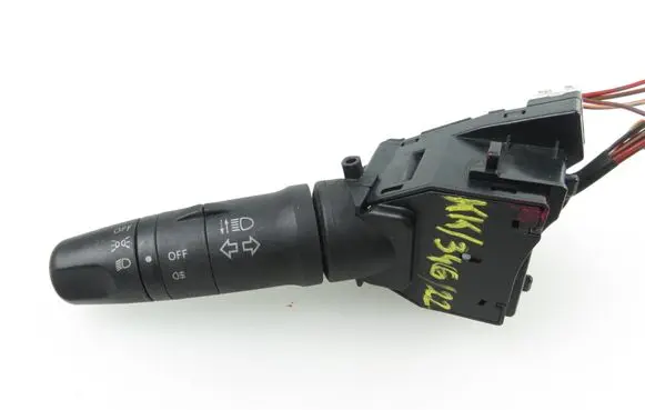 Nissan Almera N16 Wiper turn signal indicator stalk/switch 25540AV620