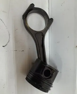 Citroen C5 Piston with connecting rod H268X
