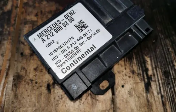 Mercedes-Benz E W212 Other control units/modules A2129000306