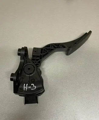 Hyundai i30 Accelerator throttle pedal 32700XXXXX