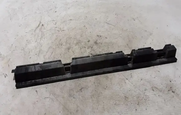 Volvo S90, V90 Sill supporting ledge 31386131