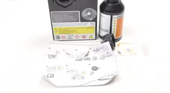 Mazda 2 Tire air pump compressor