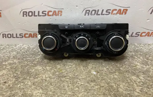 Skoda Superb B6 (3T) Climate control unit 3T0820047AK