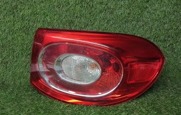 Volkswagen Tiguan Rear/tail lights 5N0945096J