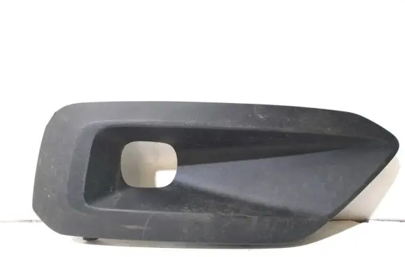 Volvo XC40 Front fog light trim/grill 31449344