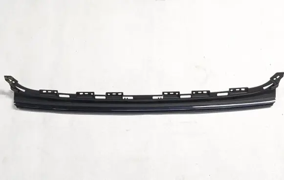 Front bumper lower grill