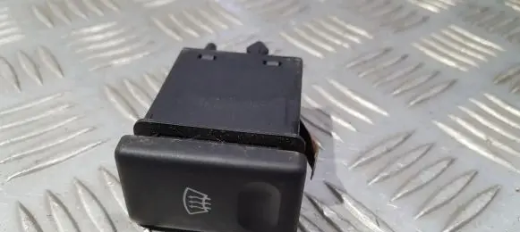 Fog light switch