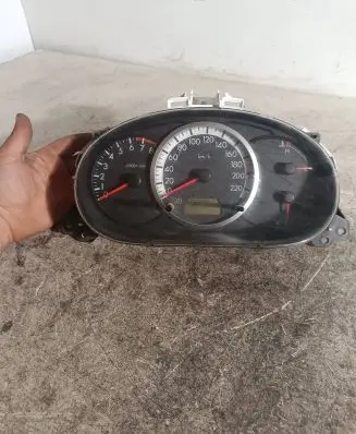 Mazda 5 Speedometer (instrument cluster) C23544430