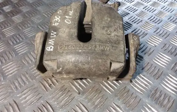 BMW 5 E39 Front brake caliper 6022296