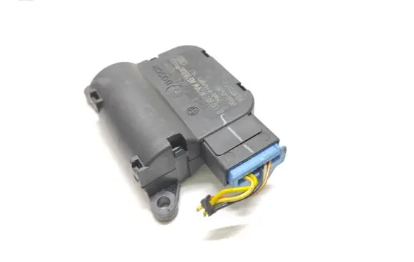 Volkswagen Jetta V Air flap motor/actuator 0132801392 1K0907511J