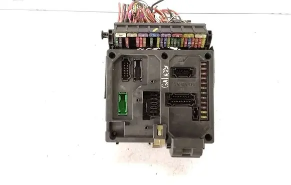 Ford Galaxy Fuse module S108145200F 7M0962258E 97VW14B205BB