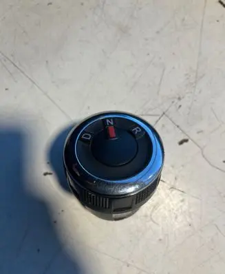 Dacia Spring Gear shift switch/knob 251305880R S32206000