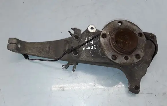 BMW 5 F10 F11 Front wheel hub