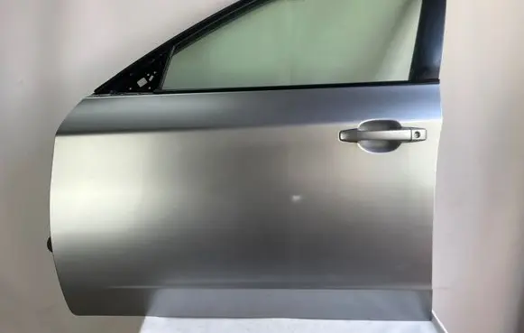 Subaru Impreza III Front door