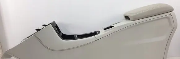 Mercedes-Benz B W246 W242 Center console