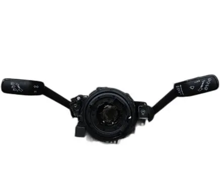 Volkswagen T-Roc Tailgate/trunk/boot open switch