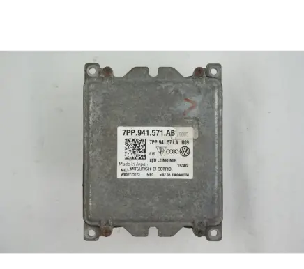 Volkswagen Touran III Voltage converter/converter module 7PP941571AB