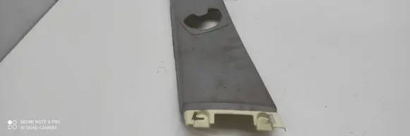 BMW 3 E90 E91 (B) pillar trim (top) 51437058335