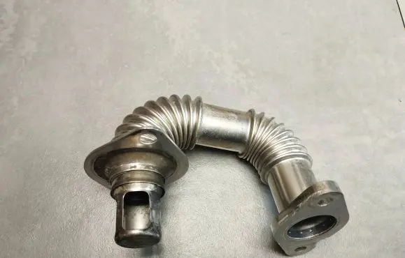 Opel Insignia A EGR valve line/pipe/hose 55574012