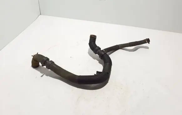 Nissan NV300 Engine coolant pipe/hose 215012747R