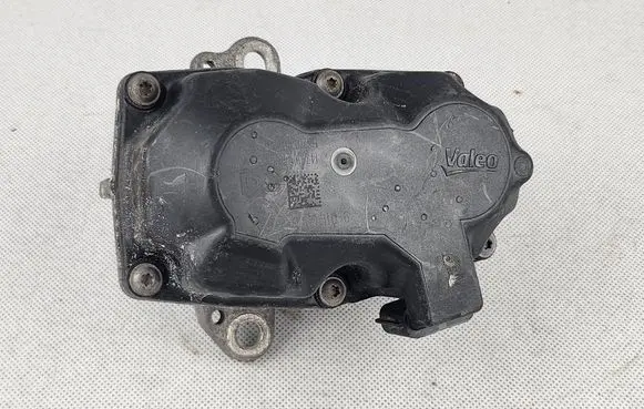 Renault Trafic III (X82) EGR valve 8201061904