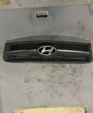 Hyundai Tucson JM Front bumper upper radiator grill 863512E000 863512E00 863512000