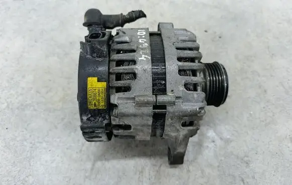 KIA Carens III Generator/alternator 373002A800