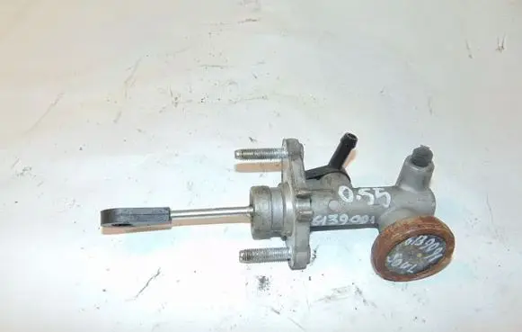KIA Soul Clutch master cylinder 416002K940